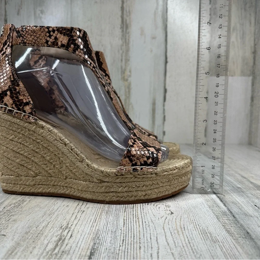 Kenneth Cole Women's Olivia T-Strap Espadrille‎ Sandals Snake Print New